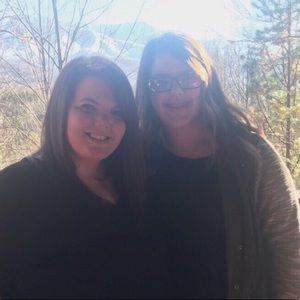 Meet your Posher, Chloe